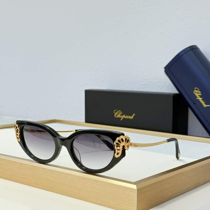 Picture of Chopard Sunglasses _SKUfw74776562fw